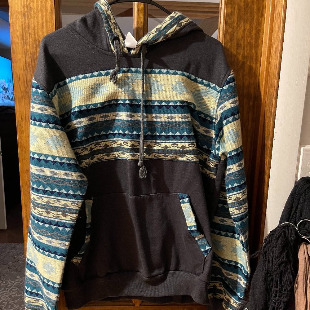 Amerinkas Native print Sweatshirt, Size XL